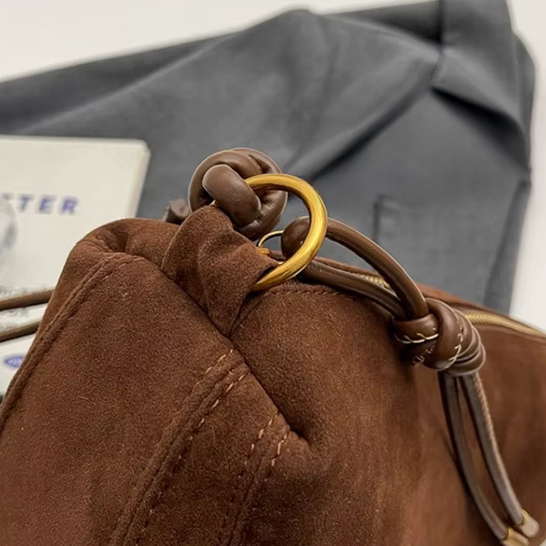 Alma™ | Suede Skuldertaske Brun