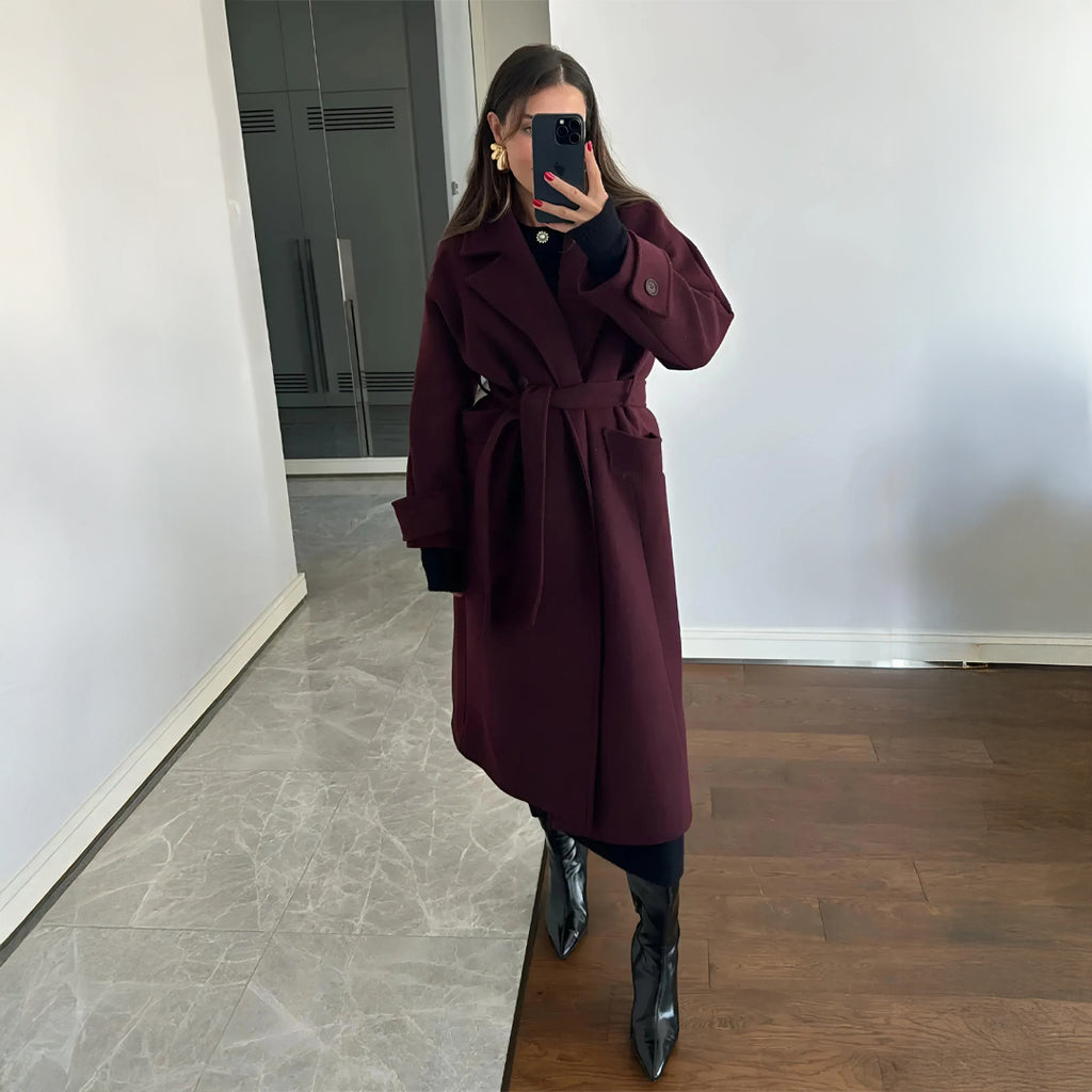 Olivia™ | Klassisk Bordeauxrød Jakke