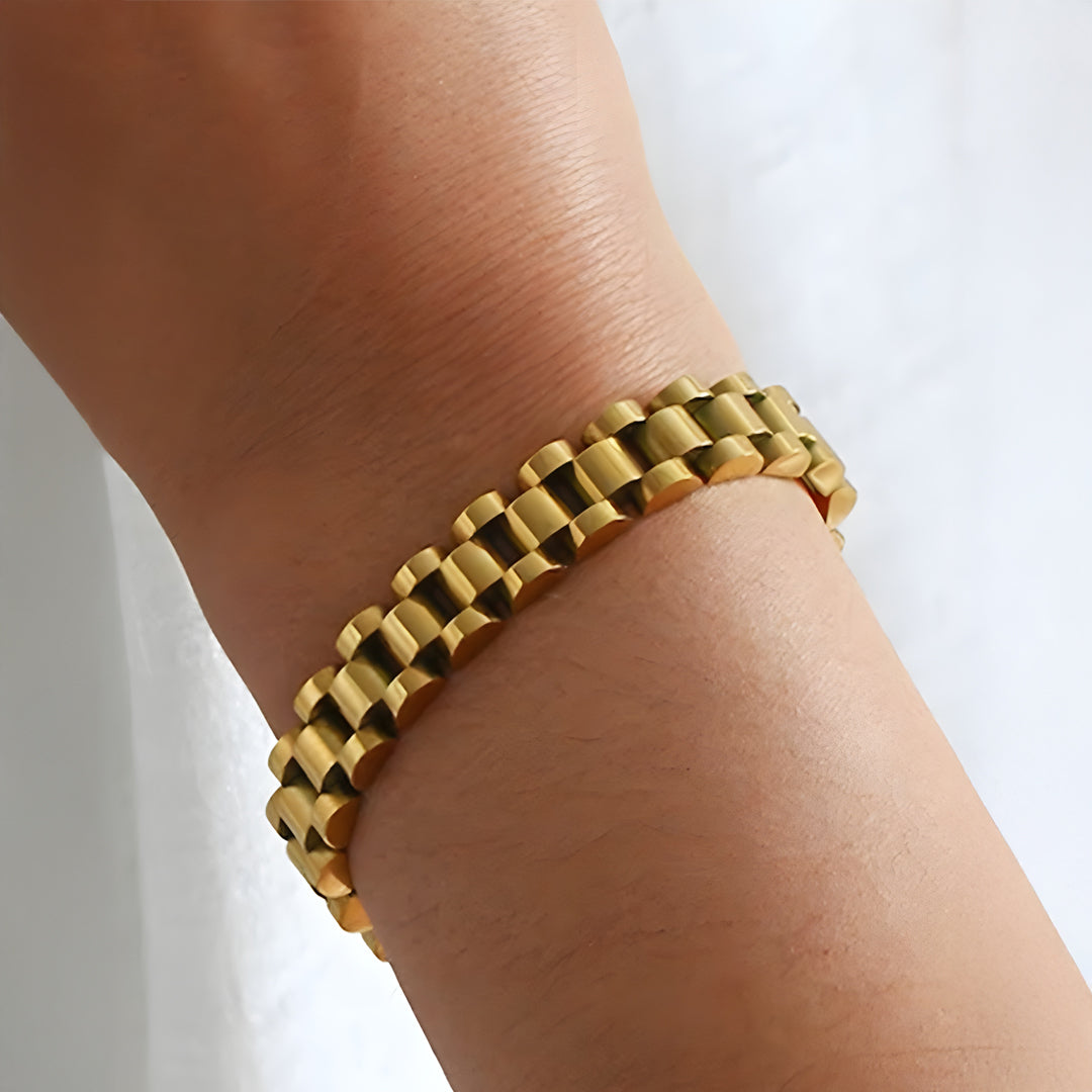 Marit Bred Armbånd I Guld