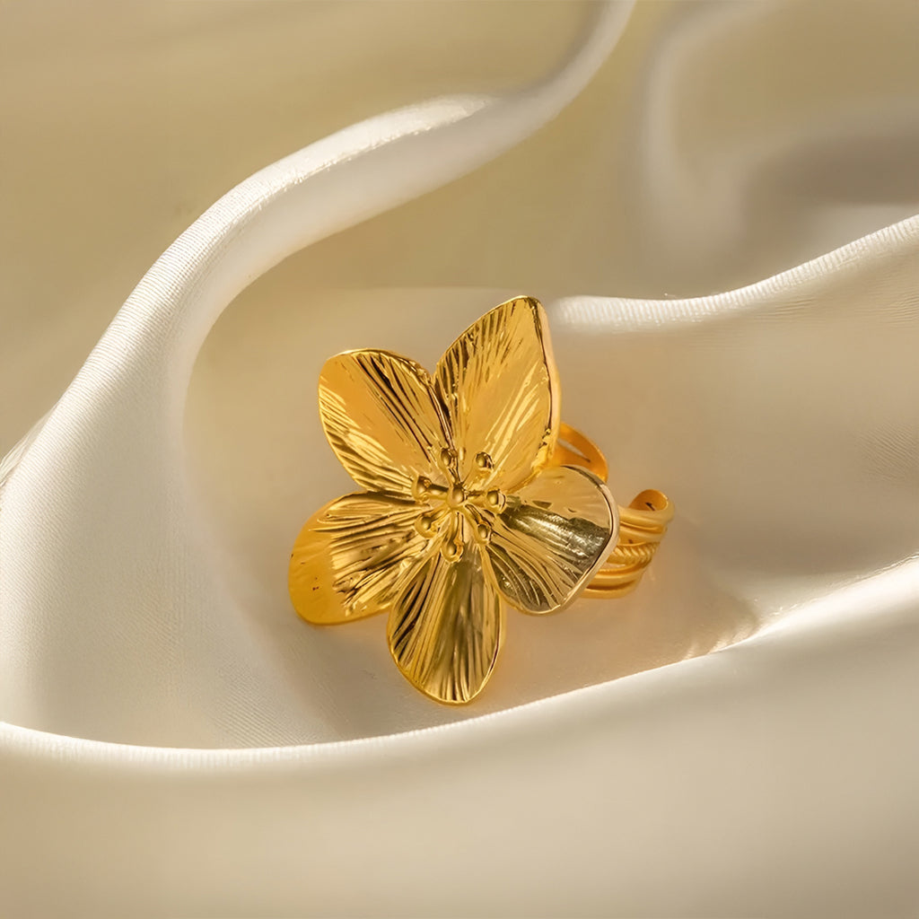 Rane Blomsterblomst Statement Ring Goud