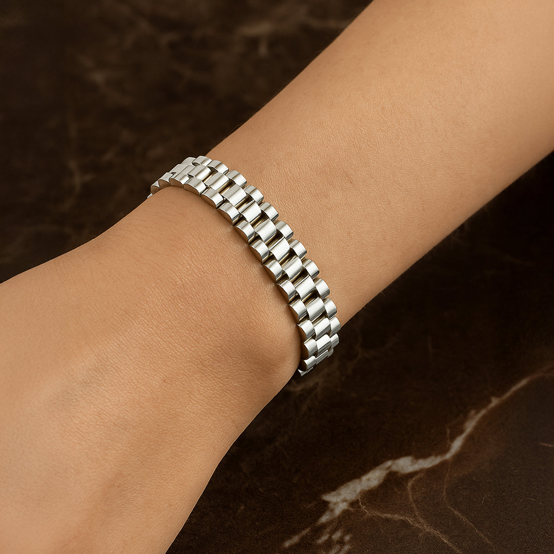 Marit Bred Armbånd I Sølv