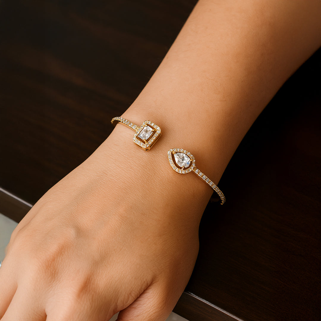 Tidløs Guld Manchet – Moderne Elegance