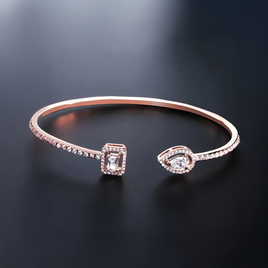 Tidløs Rose Manchet – Moderne Elegance