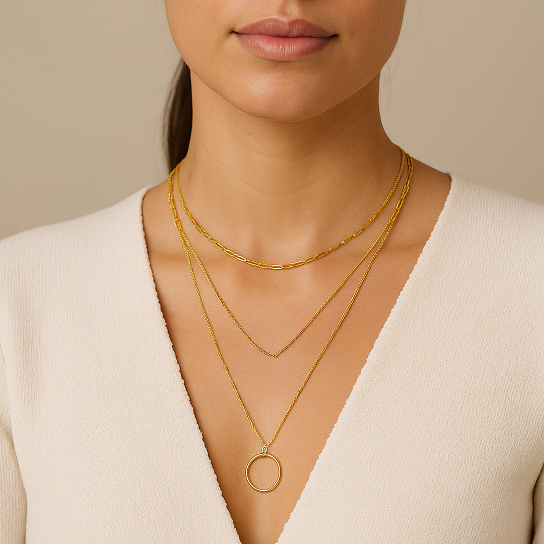 Åben Cirkel Trelags Halskæde I Guld